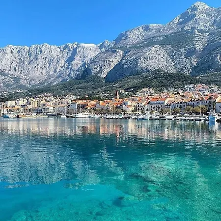 Eva Deluxe Lägenhet Makarska